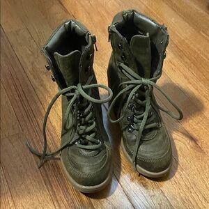 Carlos by Carlos Santana Green Ankle Boots